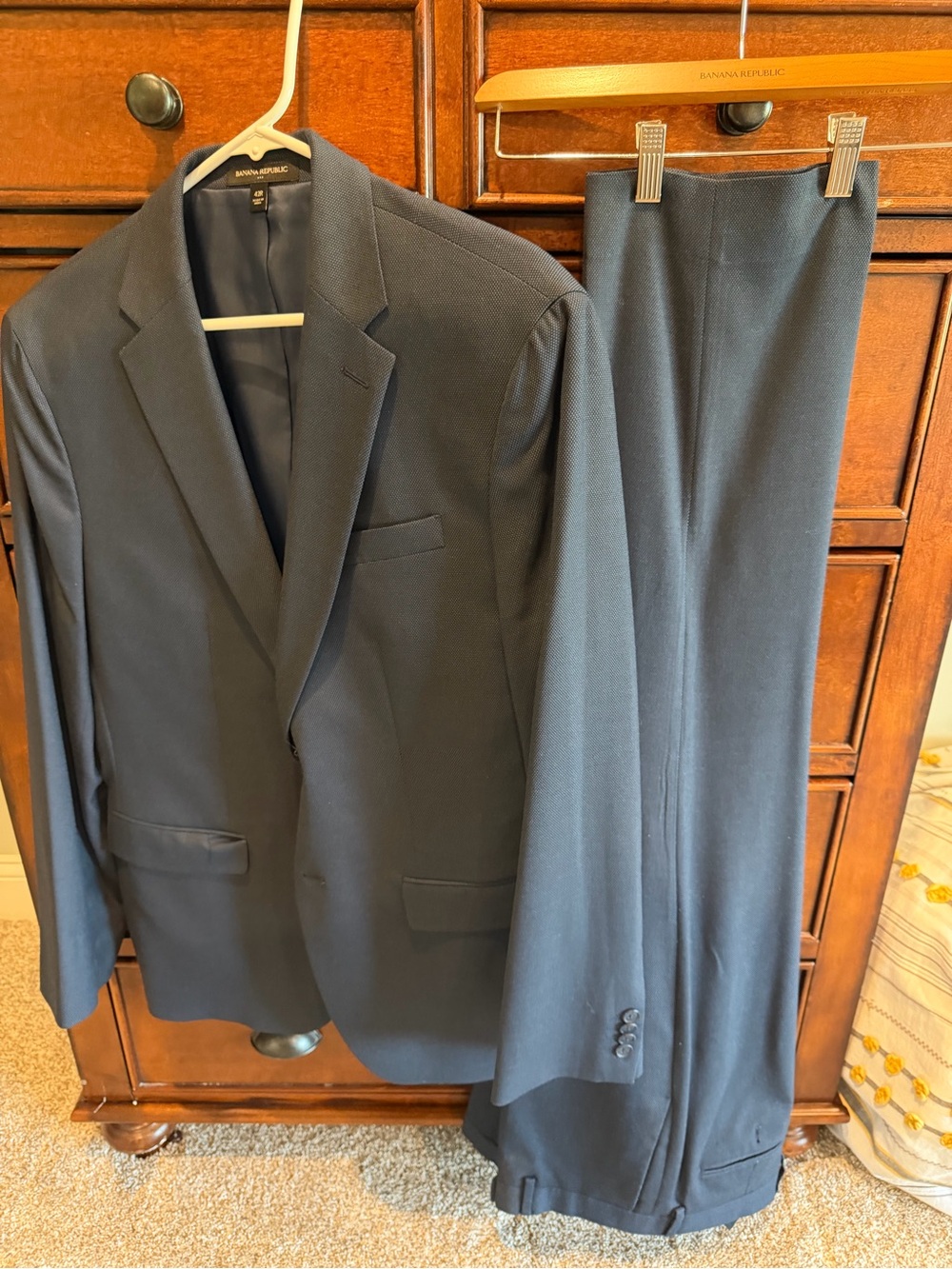Banana Republic Men's Dark Navy Two-Piece Suit